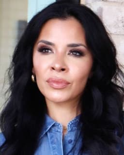 Enjoli Pino (Hablo Espanol)