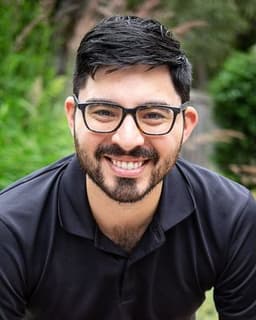 Dr. Aaron Israel Rosales