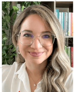 Dr. Elia E. Villalobos Soto