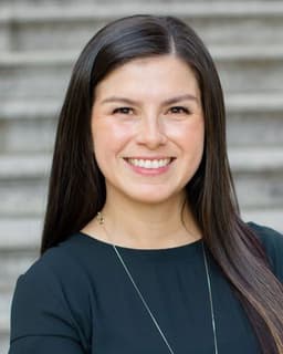 Dr. Marissa Vasquez