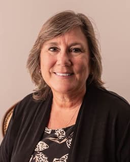 Stevi L Hicks Saathoff