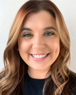 Nicole Knebelsberger