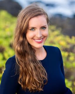 Dr. Stephanie Salisbury