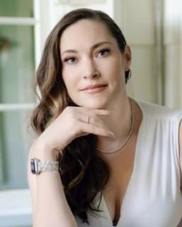 Kink-Informed Sex Therapist Renee Santos