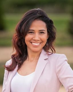 Dr. Johana Kuemerle-Pinillos