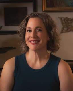 Kristen Amanda Morris