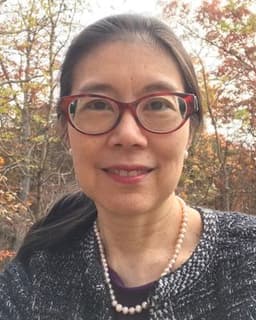 Dr. Suzanne Yang
