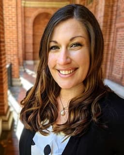 Dr. Danielle Zandbergen