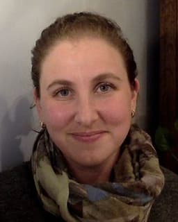 Dr. Madeleine Gordon