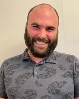 Dr. Derek Neaz-Nibur