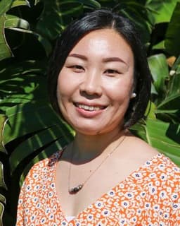 First-Generation Asian Therapist – Asuka Garcia