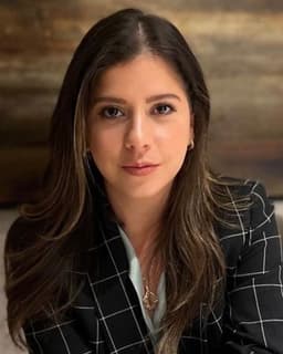 Dr. Sofia Lustgarten