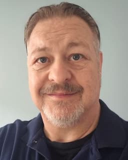 Nick Heath, LICSW, Couples Therapy.