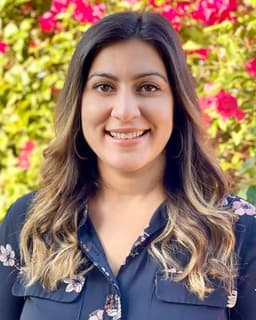 Nahall Emadi-Paramkouhi