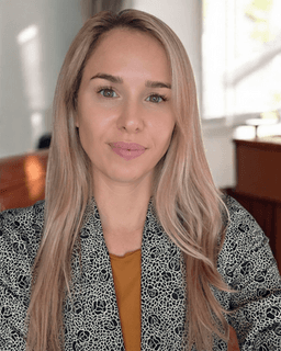 Erica Simanonok │ Anxiety Therapist