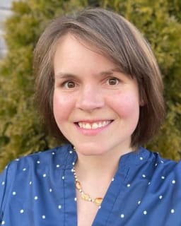 Meara E Palmer-Young