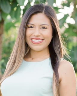 Katherine L Aparicio