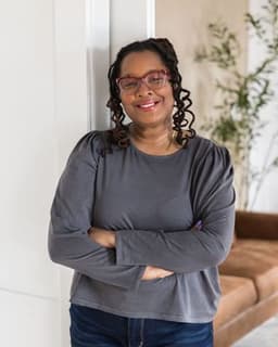 Pieces Together Therapy