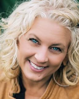 Angela Johnson Mucha