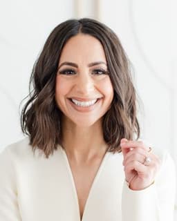 Nadia Fiorita, Holistic Anxiety Therapist