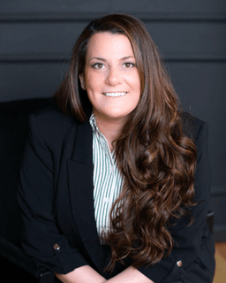 Dr. Lindsay Okonowsky