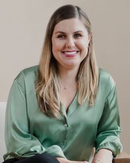 Dr. Laura Kupperman-Caron