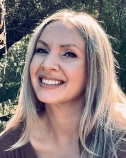 Jennifer Neito, LMFT #135722