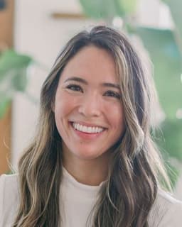 Naomi: Leadership & Depth Therapy