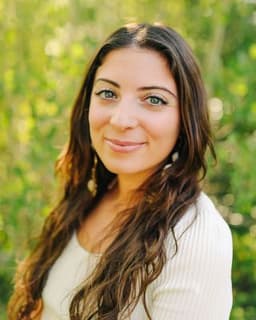 Dr. Rebekah DePretis