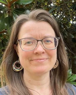 Jennifer Plumb Vilardaga