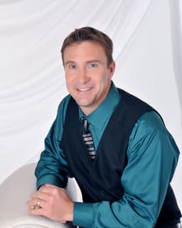 Shane Thomas Raymond