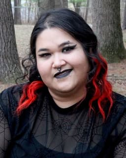 Kimmy Srikhot - Alternative Therapist