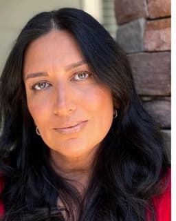 Dori Samadzai Bonner