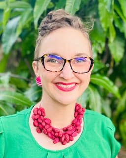 Kelly Hutton, ADHD + Trauma Informed Therapist