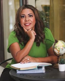 Dr. Cristina Bautista