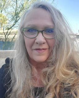 Benegent Health: Deborah L Woodard, Healing Artist