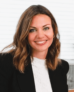 Dr. Gillian Freeborn