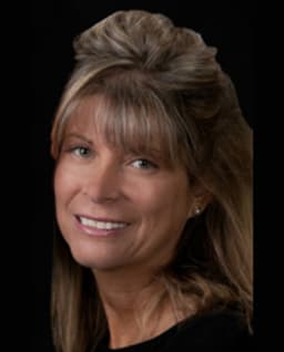 Dr. Robyne Howard Lakefront Counseling Group