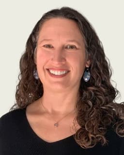 Beth Hermosillo | Reframe Psychotherapy