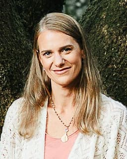 Chandra Elizabeth Hines