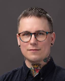 Aven Armstrong-Sutton