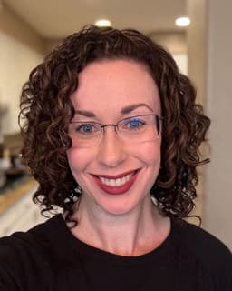 Dr. Amanda Richardson