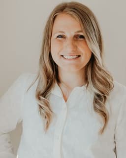 Elizabeth Stasik, Therapy for Moms