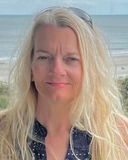 Elizabeth Bodee Rachel Wallace