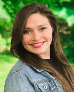 Sarah Howell (Bradley)