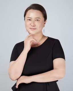 Dr. Lucy Xiaojing Ma