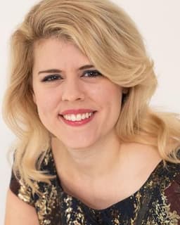 Gwendolyn B Constantino