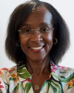 Deeanna V Farrington