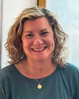 Laura Ellison-Hutchinson