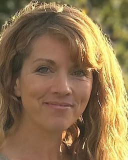 Jessica Maxfield Perry